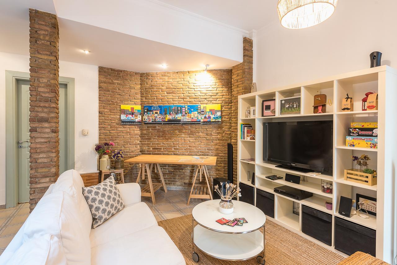 Elegant Kerameikos Apartment By Cloudkeys Athena Bagian luar foto
