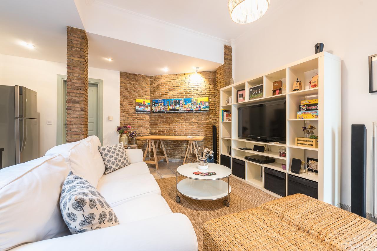 Elegant Kerameikos Apartment By Cloudkeys Athena Bagian luar foto