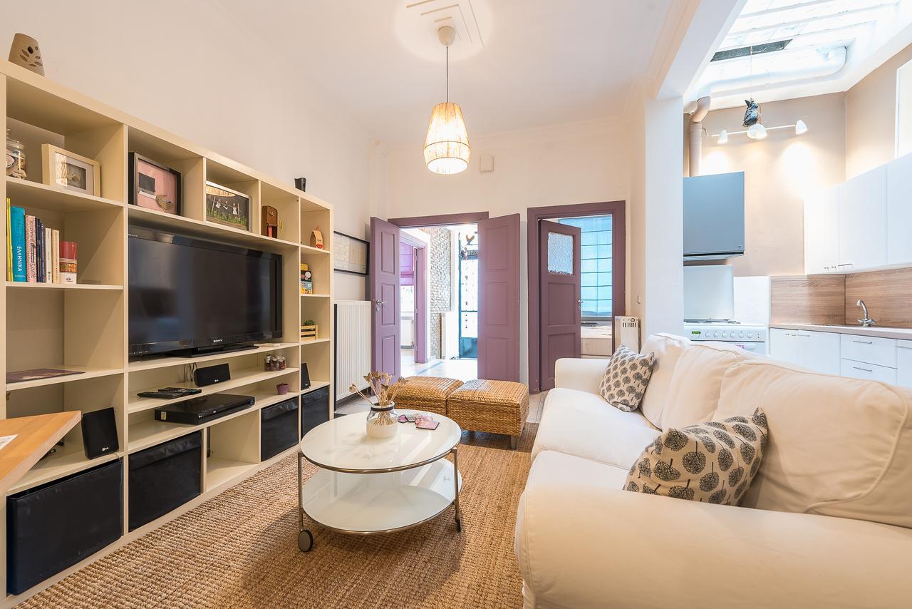 Elegant Kerameikos Apartment By Cloudkeys Athena Bagian luar foto