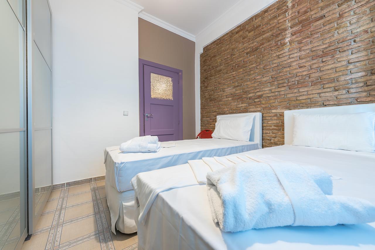 Elegant Kerameikos Apartment By Cloudkeys Athena Bagian luar foto
