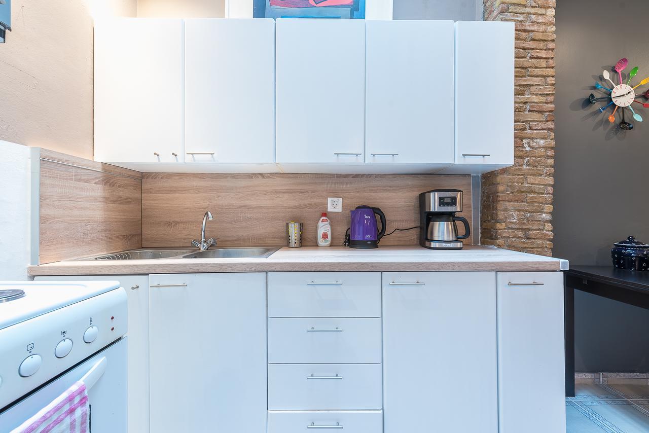 Elegant Kerameikos Apartment By Cloudkeys Athena Bagian luar foto